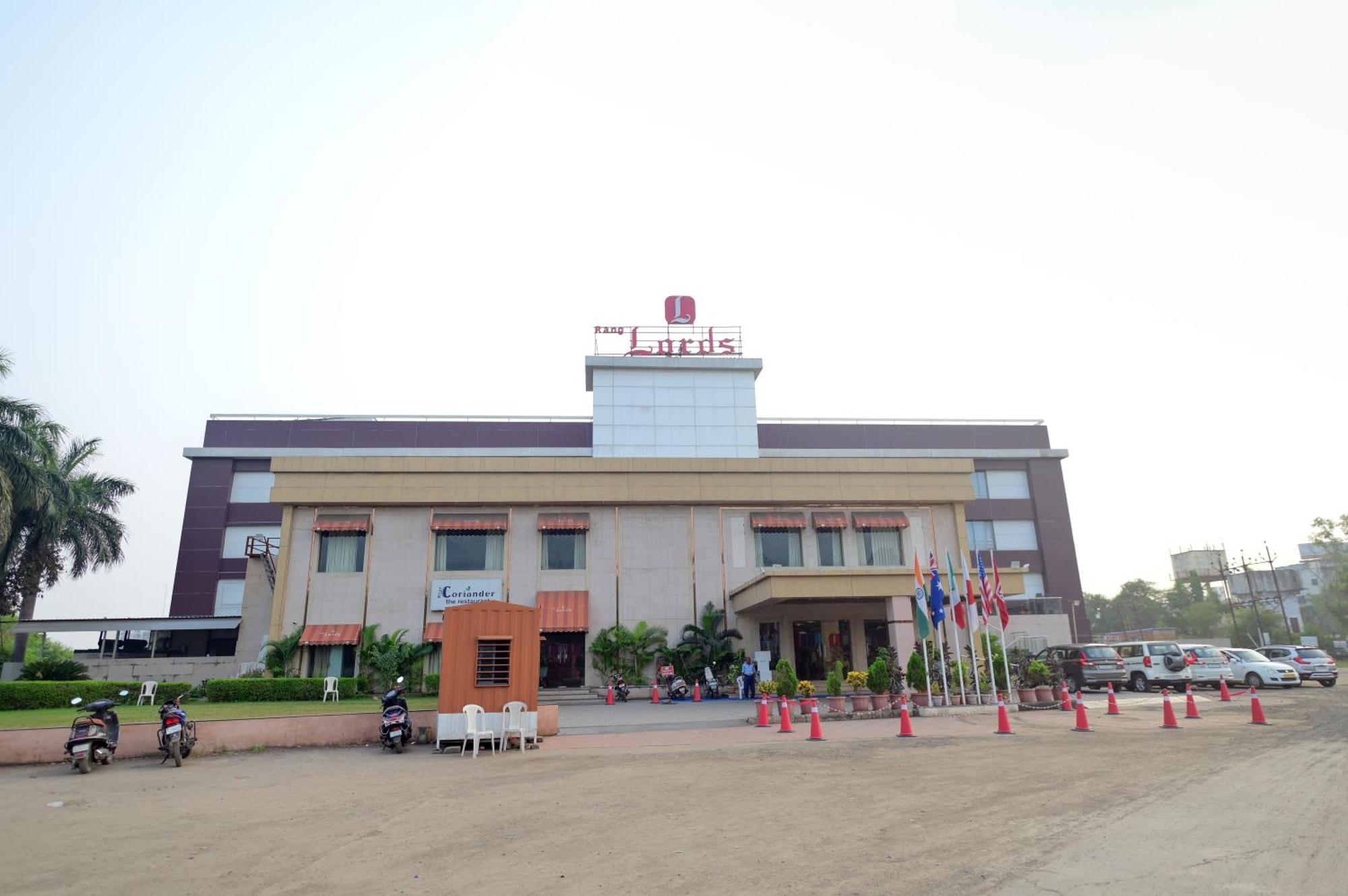 Rang Lords Inn Bharuch Buitenkant foto